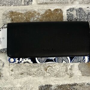 Vera Bradley RFID Audrey Zip Around Wallet Snow Lotus Black and Blue Floral
